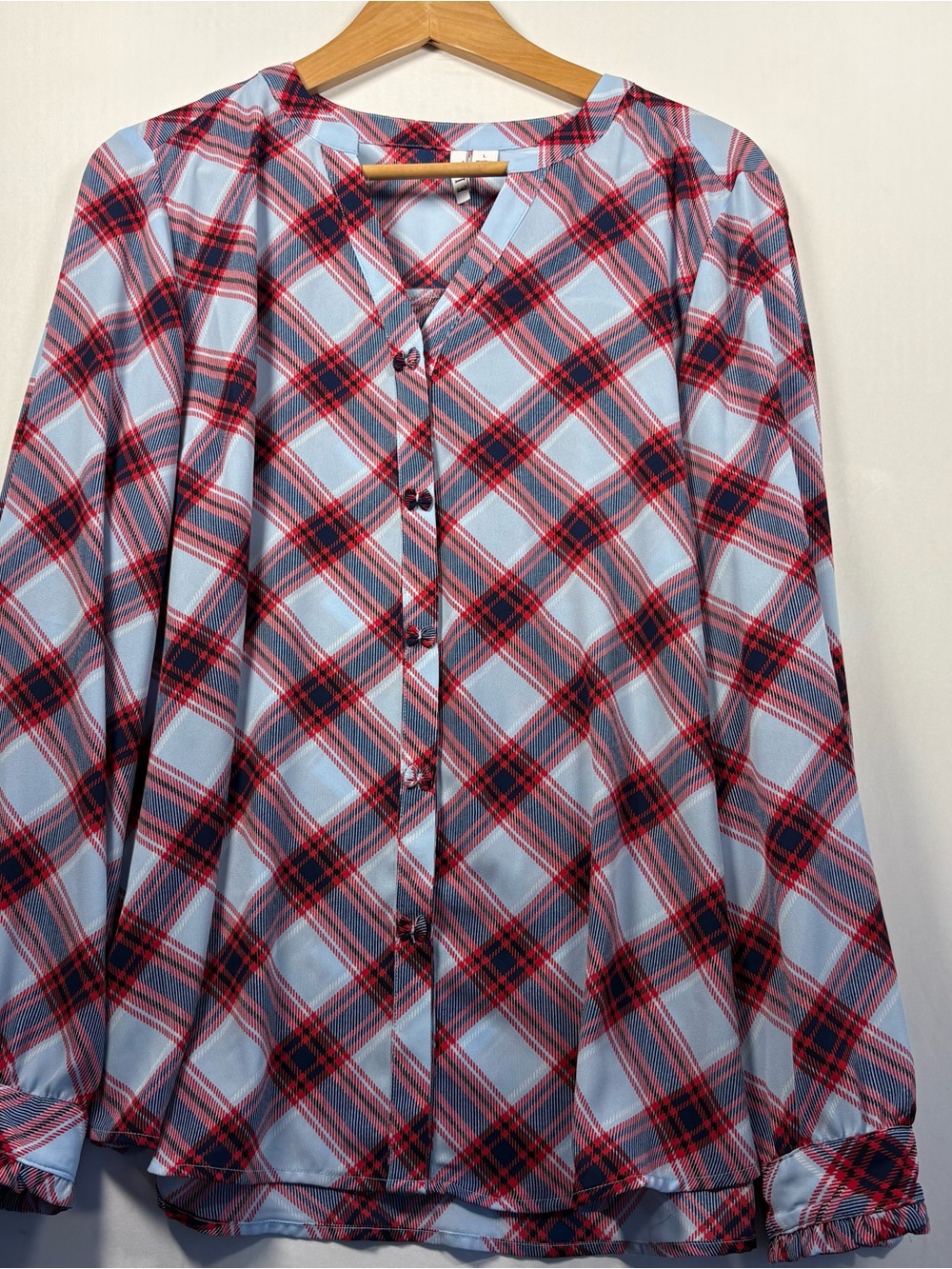Elle Blue Red Plaid Long Sleeve Button Up Blouse Women’s Large BOW Buttons EUC